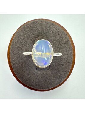White Opal Cabochon VTG Sterling Silver 925 Bezel Set Statement Ring Size 8